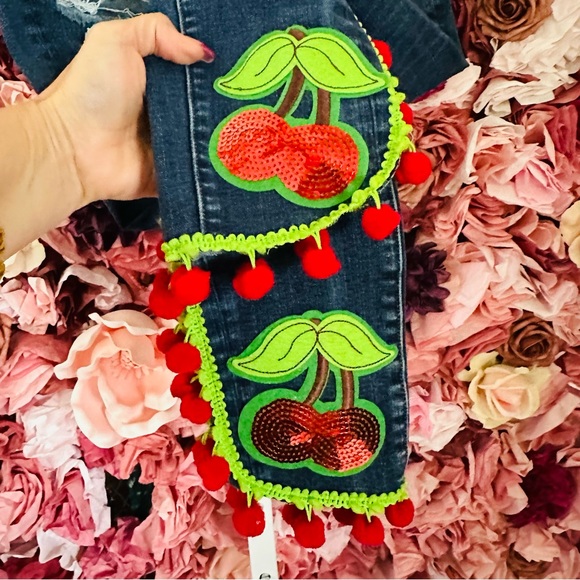 Upcycled American Eagle Cherry 🍒 Fest Jeggings Skinny’s - Picture 4 of 6